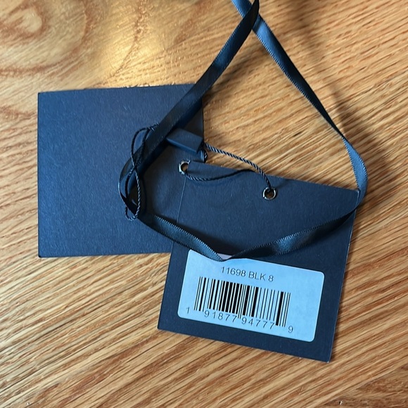 Mac Duggal Sheer Mesh Panel Sheer Detail Column Gown Size 8 NWT READ Defect. - Picture 8 of 17